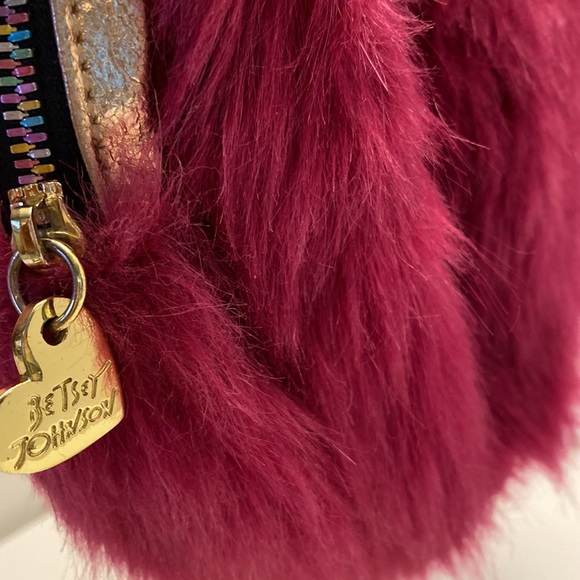 Betsey Johnson
Betsey Johnson Fur Your Eyes Only Crossbody - Picture 7 of 10